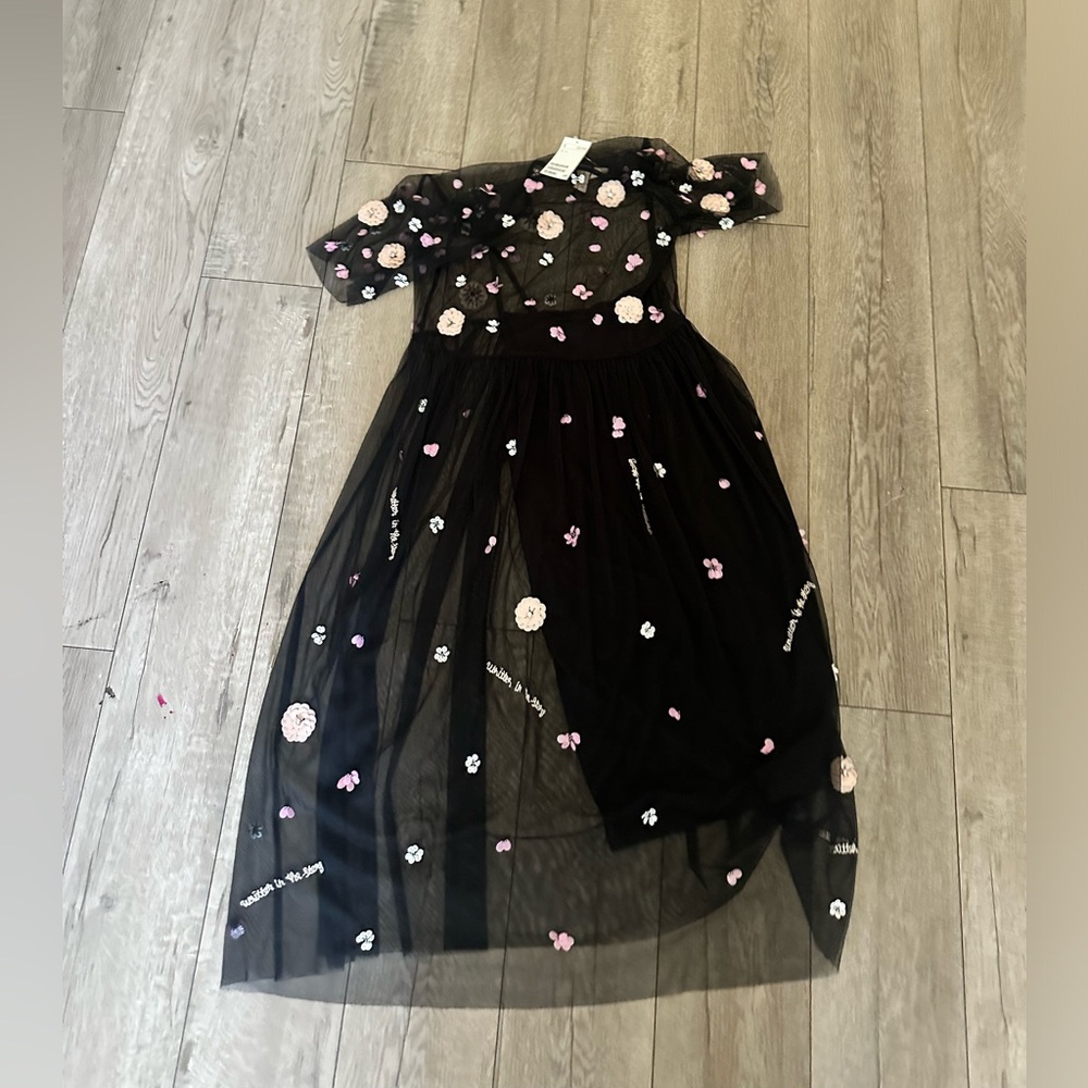 Black dress in US size 6